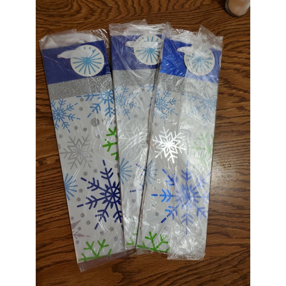 Hallmark Holiday Bottle Gift Bags, Snowflakes (Pack Of 3) Blue